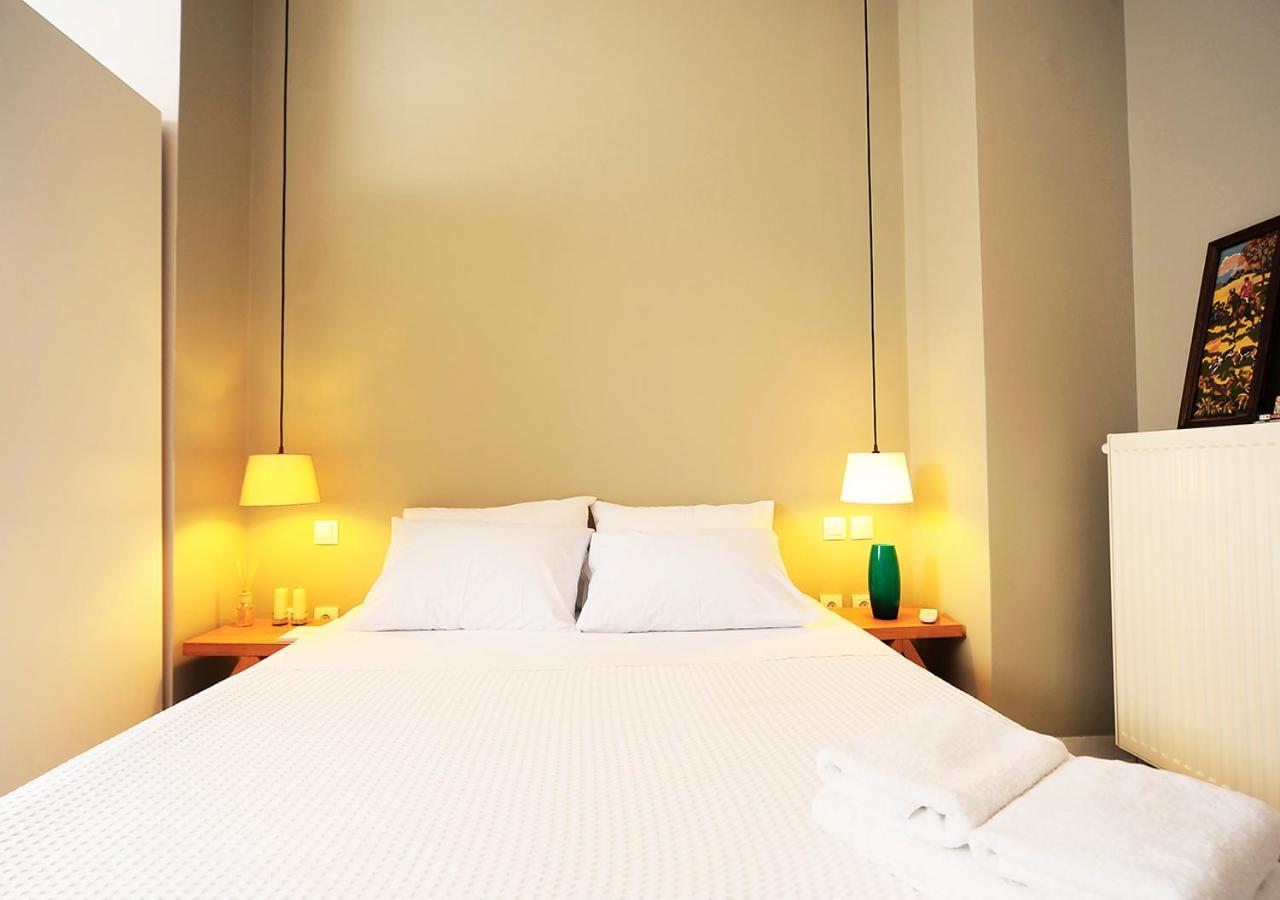 Live In Athens, Psyrri Central Apartments Bagian luar foto
